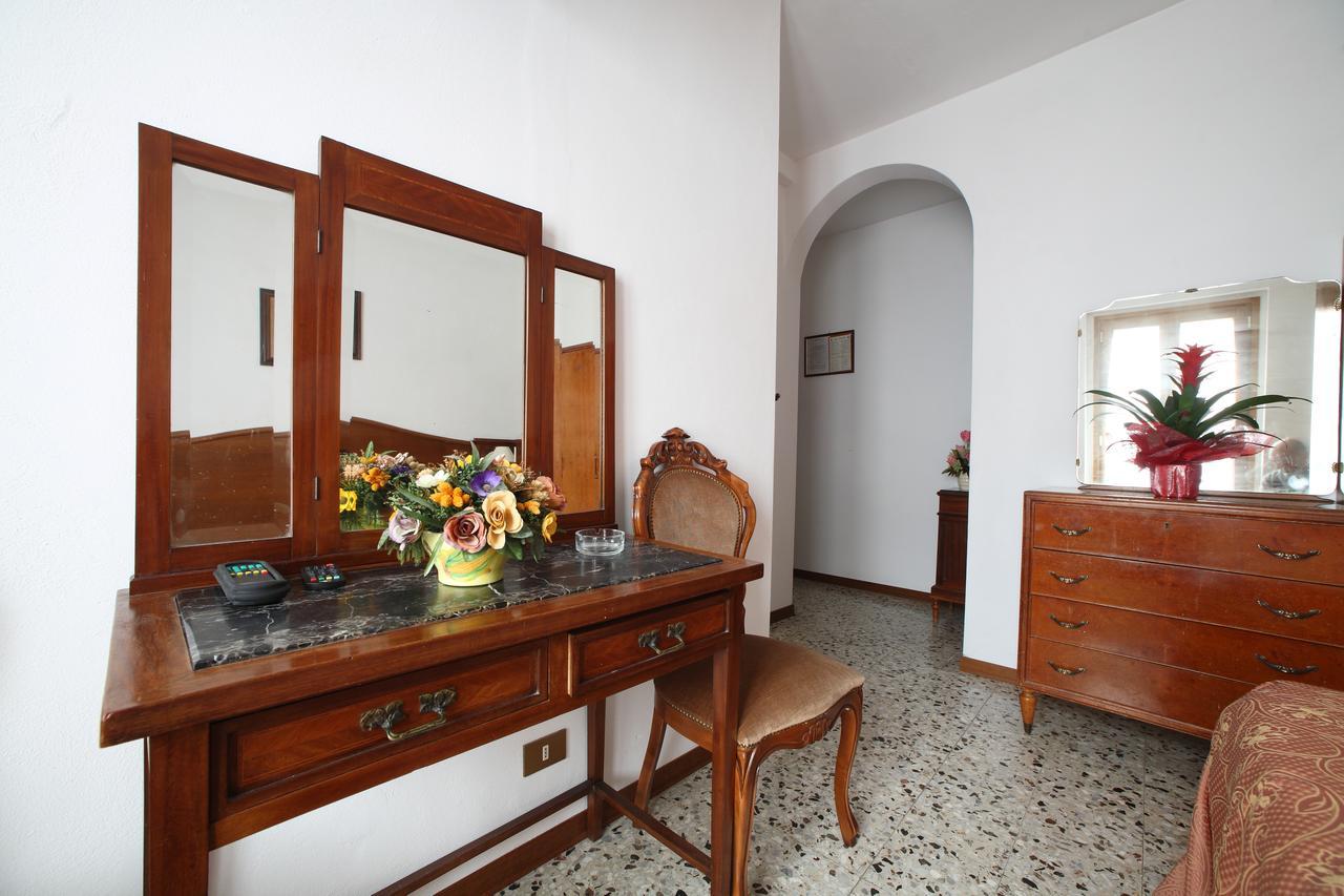 Albergo Ristorante Il Poggiolo San Marcello Pistoiese Dış mekan fotoğraf
